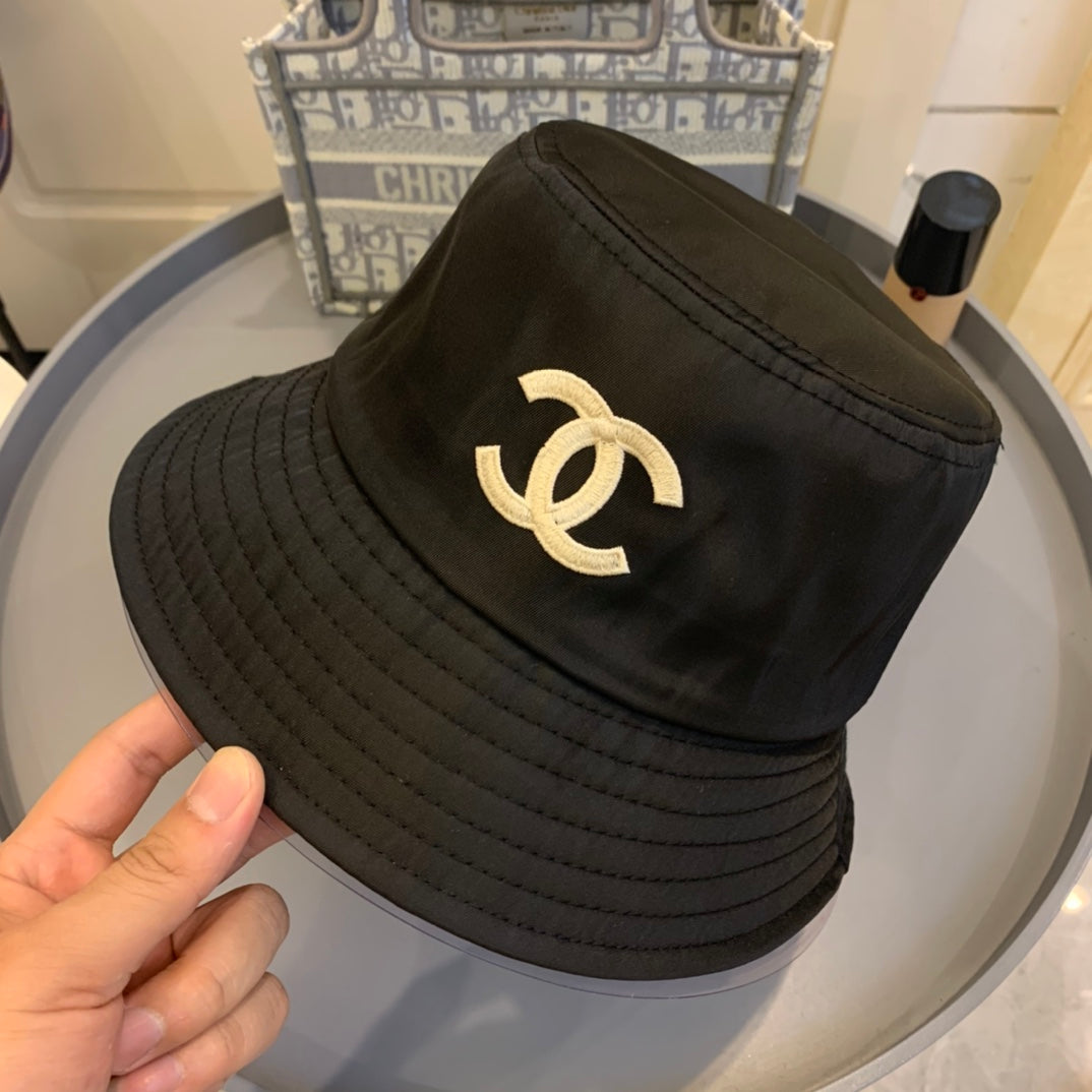 Double C hat