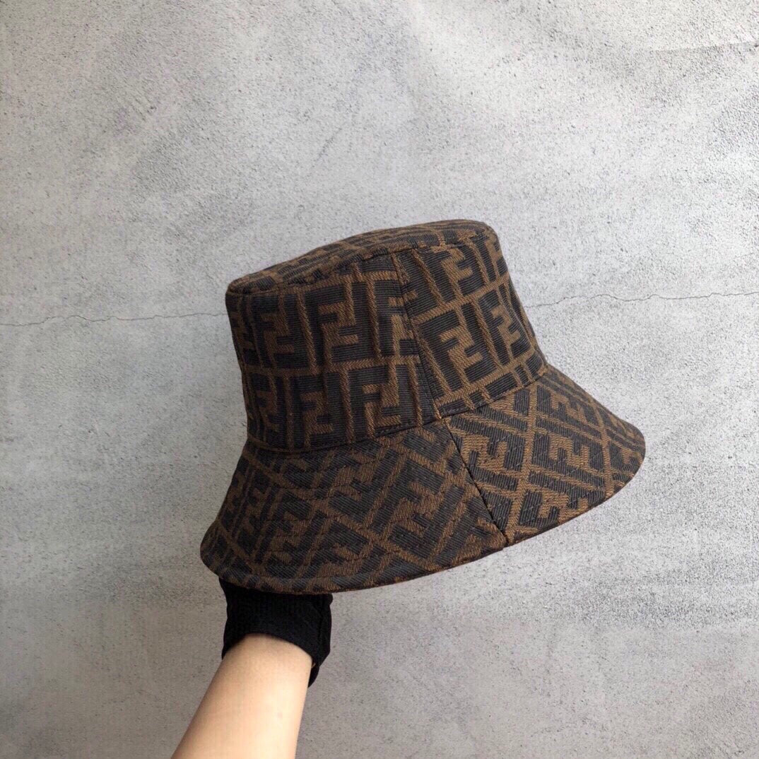 Fenny monogram hat