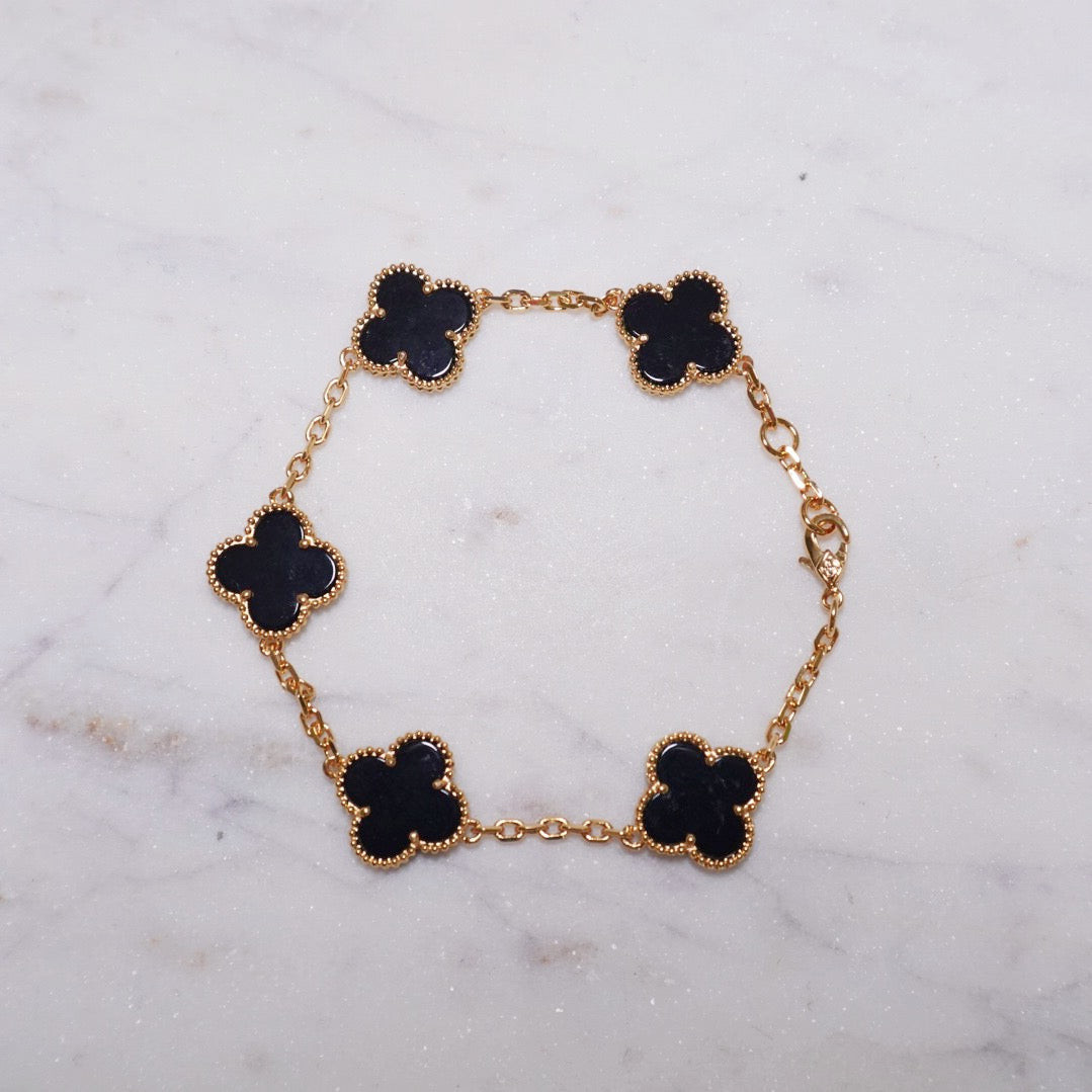 5 motif clover bracelet