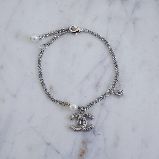 Cs pearl bracelet