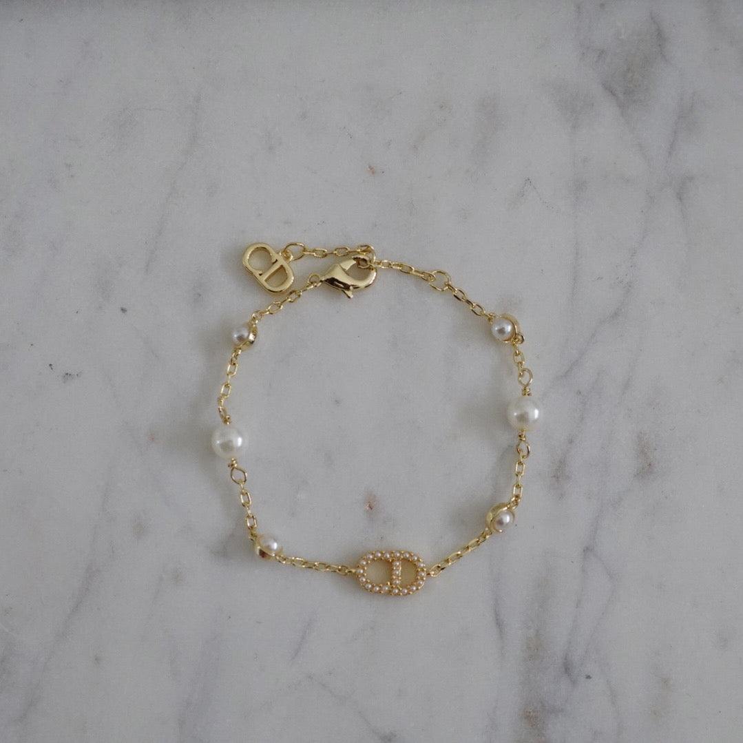 Adore you pearl bracelet