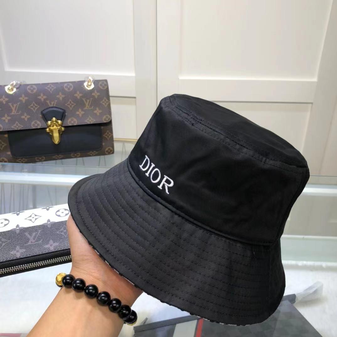 Adore U hat